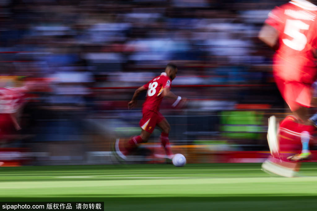 1.3亿欧砸晕德甲！利物浦为维尔茨二度梭哈，德国天才点头，斯洛特王朝基石已现！